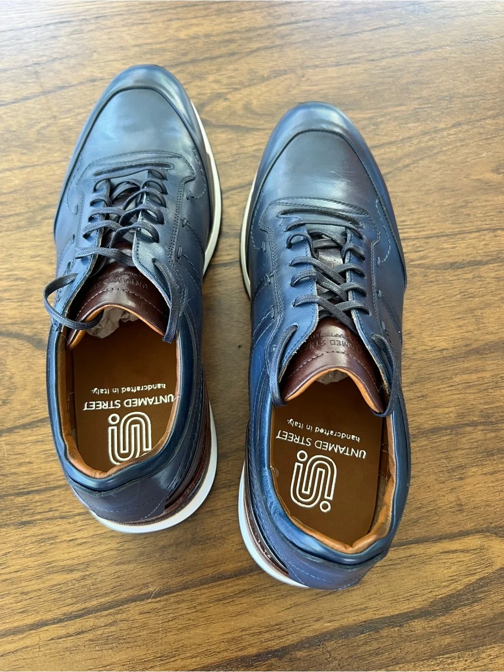 Men's Navy Leather Sneakers